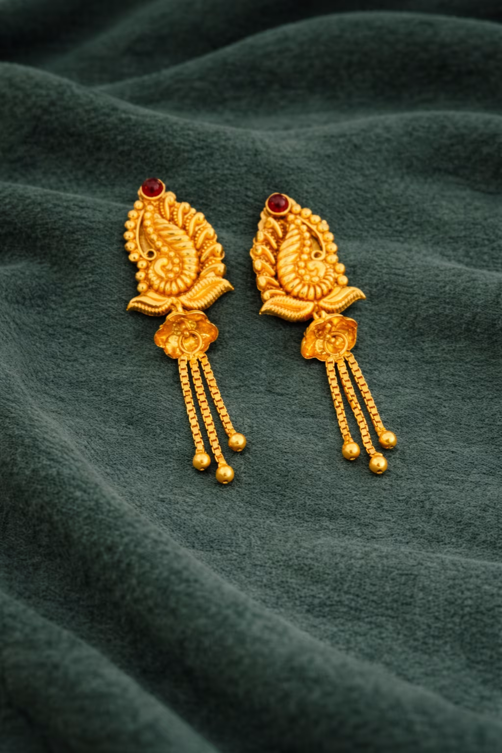 Gold Studs Earrings